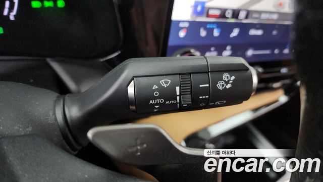 Lexus NX 2023 — photo 29