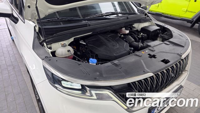 Kia Canival 2022 — photo 6