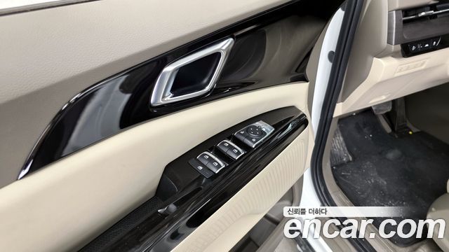 Kia Canival 2022 — photo 29