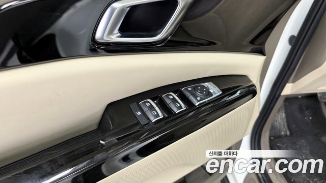 Kia Canival 2022 — photo 33