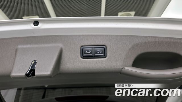 Kia Canival 2022 — photo 34