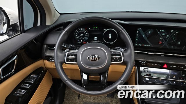 Kia Canival 2021 — photo 12