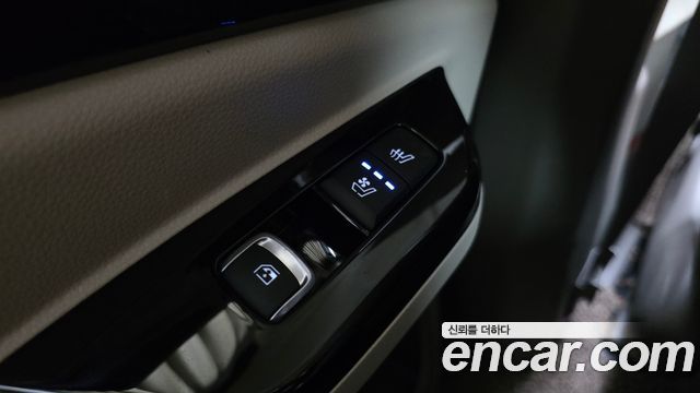 Kia Canival 2023 — photo 25