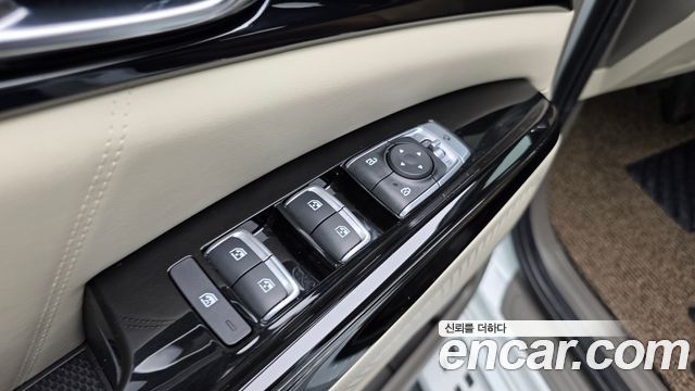Kia Canival 2023 — photo 29
