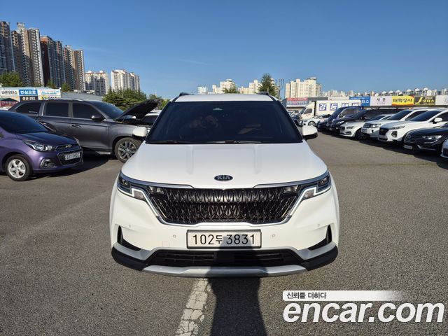 Kia Canival 2021 — photo 3