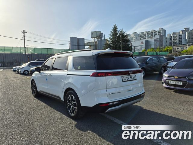 Kia Canival 2021 — photo 5