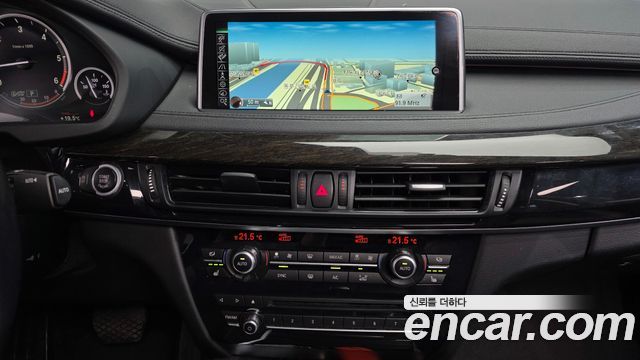 BMW X6 2015 — photo 16