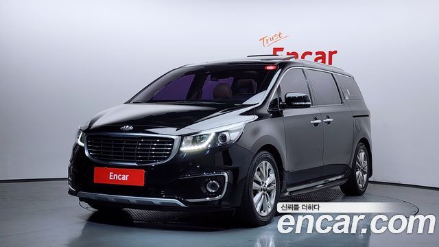 Kia Canival 2017 — photo 1