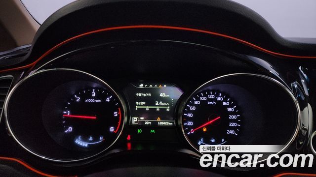 Kia Canival 2017 — photo 11
