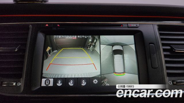 Kia Canival 2017 — photo 20