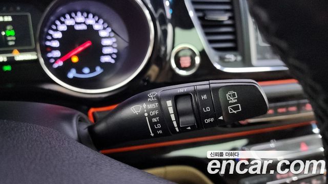Kia Canival 2017 — photo 29