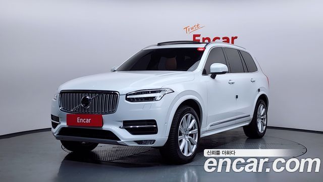 Volvo XC90 2019 — photo 1