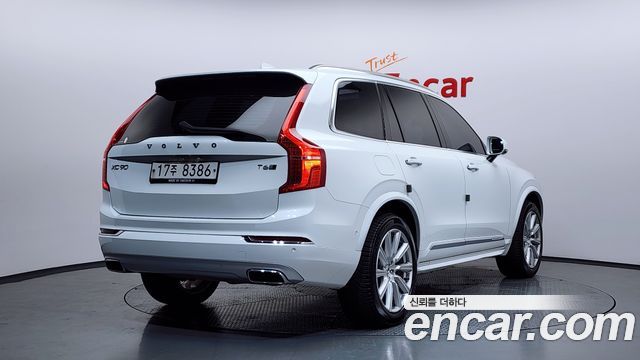 Volvo XC90 2019 — photo 2