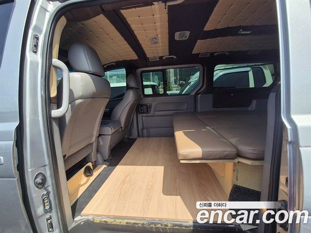Hyundai Starex 2016 — photo 12