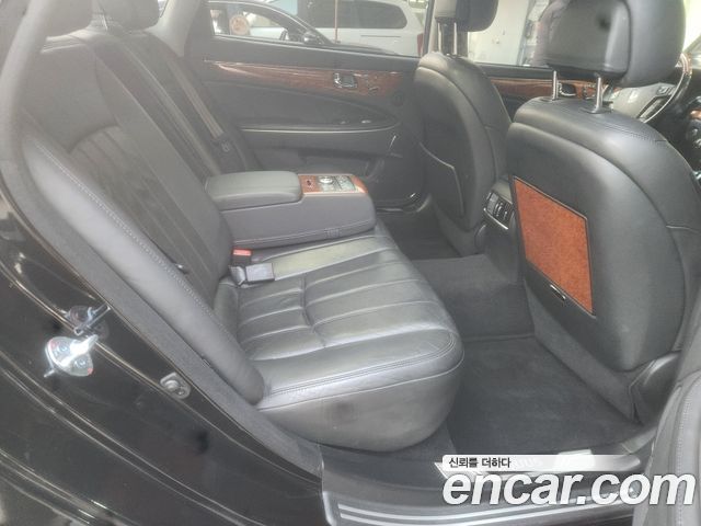 Hyundai Equus 2010 — photo 19