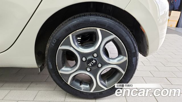 Kia morning 2013 — photo 7