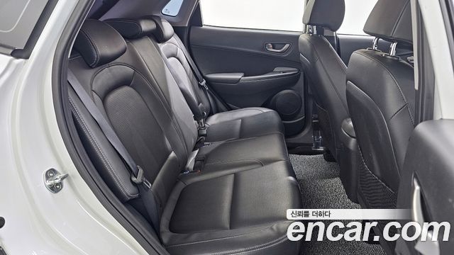 Hyundai Kona 2018 — photo 16