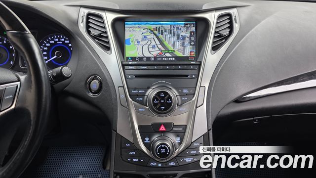 Hyundai Grandeur 2013 — photo 14