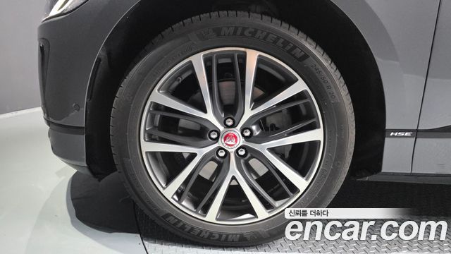Jaguar I-PACE 2019 — photo 5