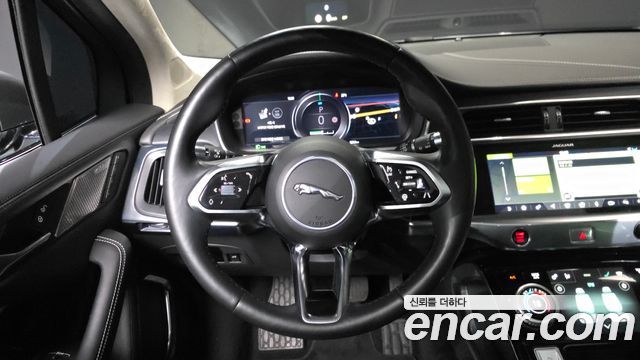 Jaguar I-PACE 2019 — photo 19