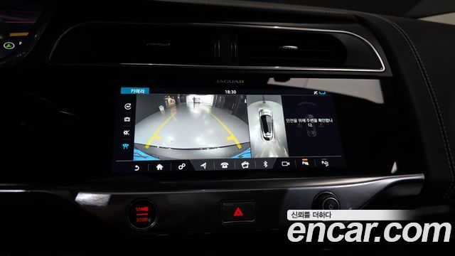 Jaguar I-PACE 2019 — photo 21