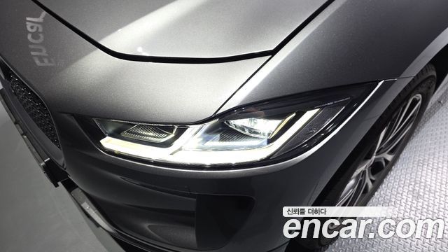 Jaguar I-PACE 2019 — photo 8