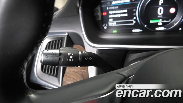 Jaguar I-PACE 2019 — photo 28