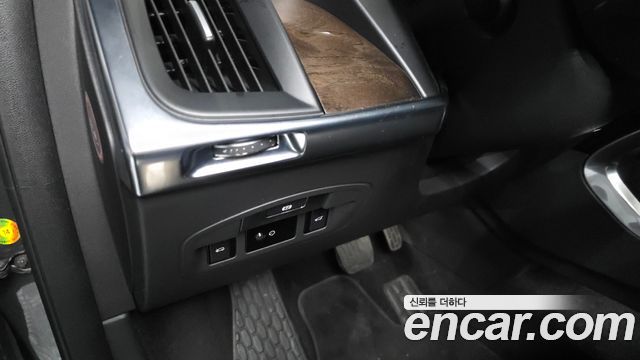 Jaguar I-PACE 2019 — photo 33
