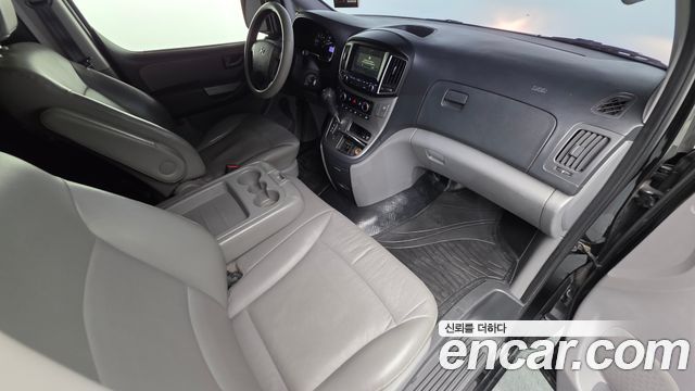 Hyundai Starex 2018 — photo 7
