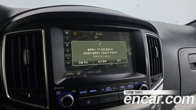 Hyundai Starex 2018 — photo 15