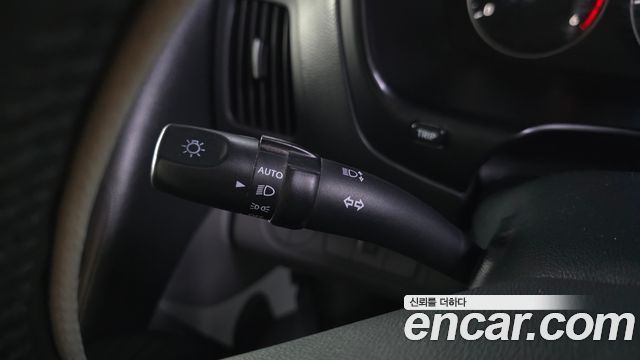 Hyundai Starex 2018 — photo 17