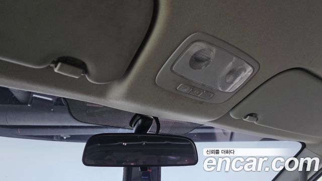 Hyundai Starex 2018 — photo 19