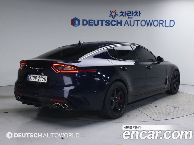 Kia Stinger 2018 — photo 2