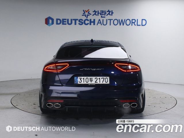 Kia Stinger 2018 — photo 4