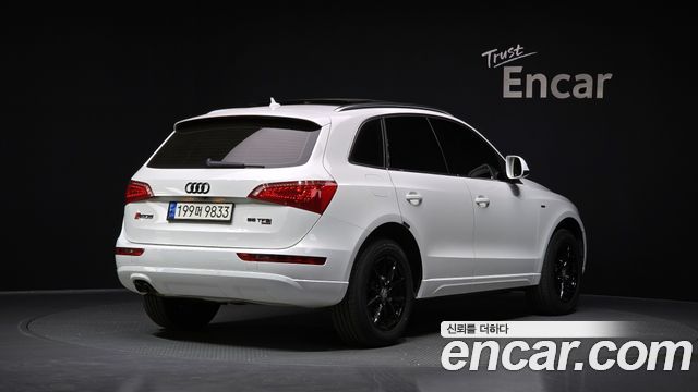 Audi Q5 2012 — photo 2