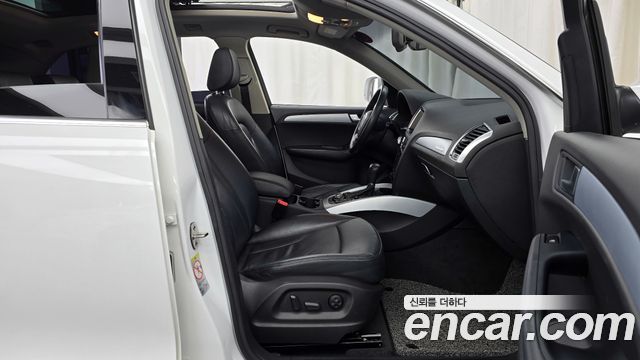 Audi Q5 2012 — photo 12