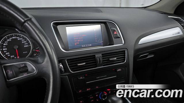 Audi Q5 2012 — photo 14