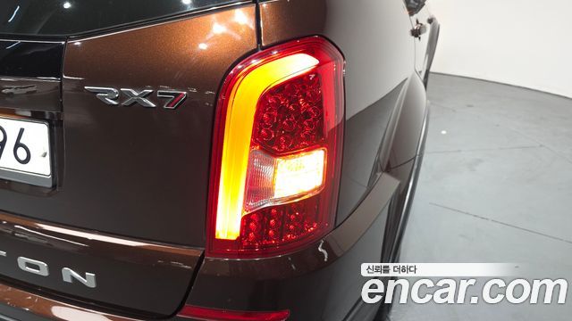 KG Mobility Rexton 2014 — photo 9