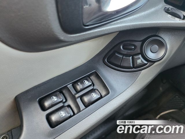 Hyundai Santafe 2005 — photo 12