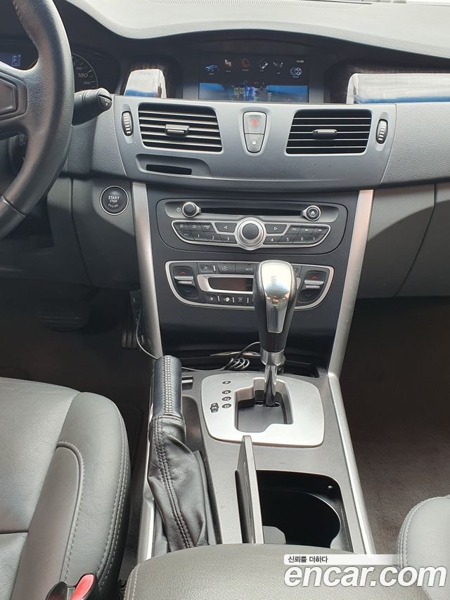 Renault Korea SM5  2010 — photo 9