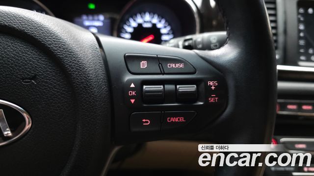 Kia Canival 2019 — photo 22