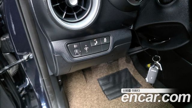 Kia K3 2022 — photo 29
