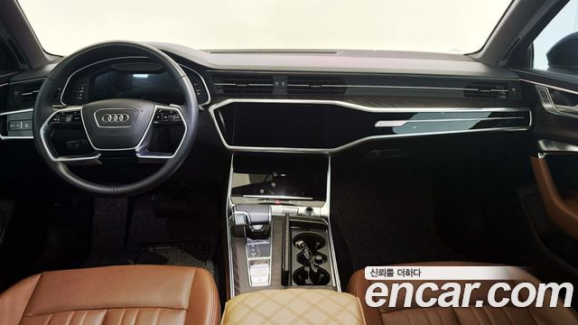 Audi A6 2022 — photo 2