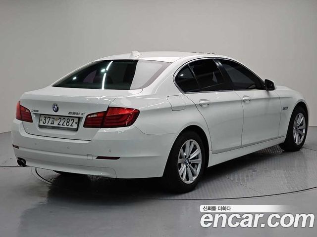BMW 5-Series 2013 — photo 3