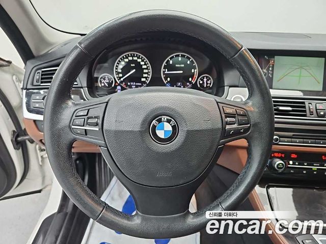 BMW 5-Series 2013 — photo 8