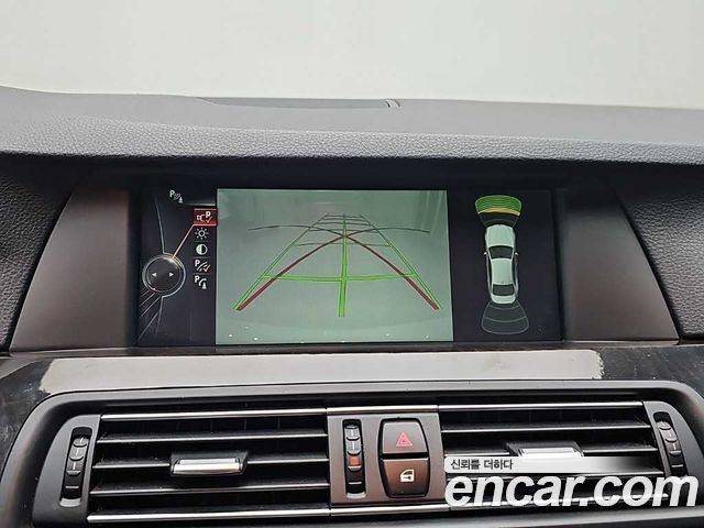 BMW 5-Series 2013 — photo 14