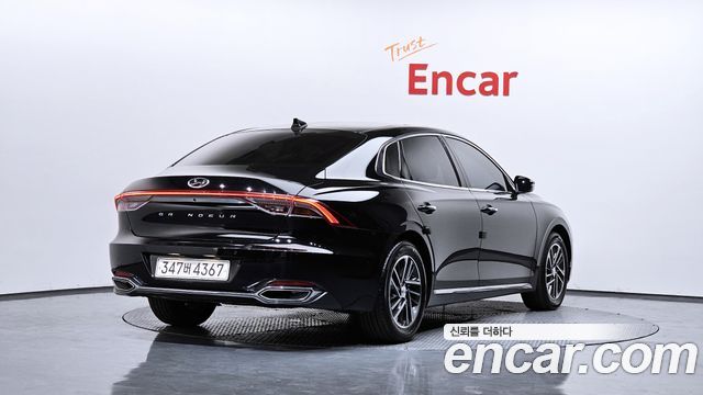 Hyundai Grandeur 2022 — photo 2