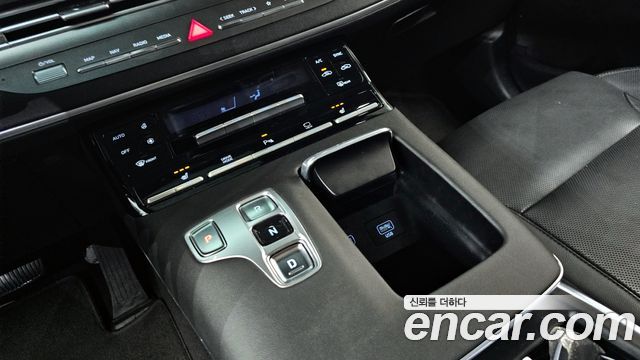 Hyundai Grandeur 2022 — photo 12