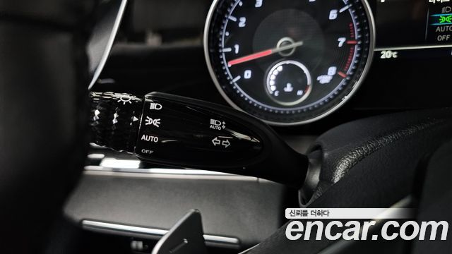 Hyundai Grandeur 2022 — photo 22