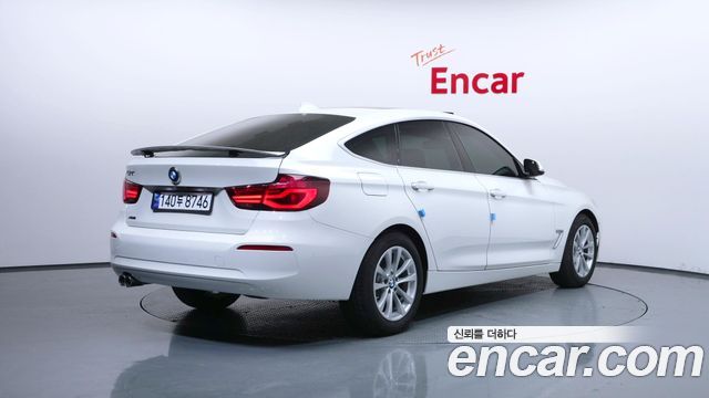 BMW Gran Turismo 2020 — photo 2